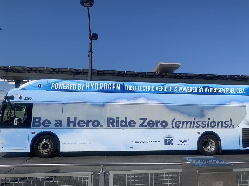 Hydrogen fuel cell Bus